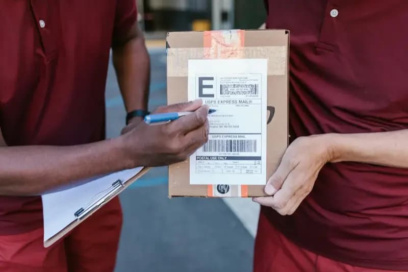 USPS Ground Advantage vs Priority Mail: Which Is Better in 2026?